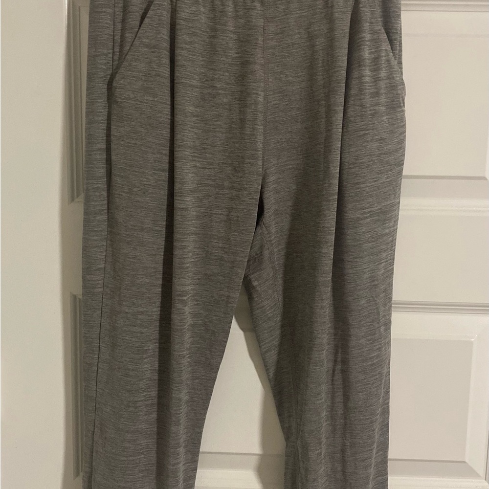 Vuori Lux Harem Pants Heather Gray, Size S Women’s